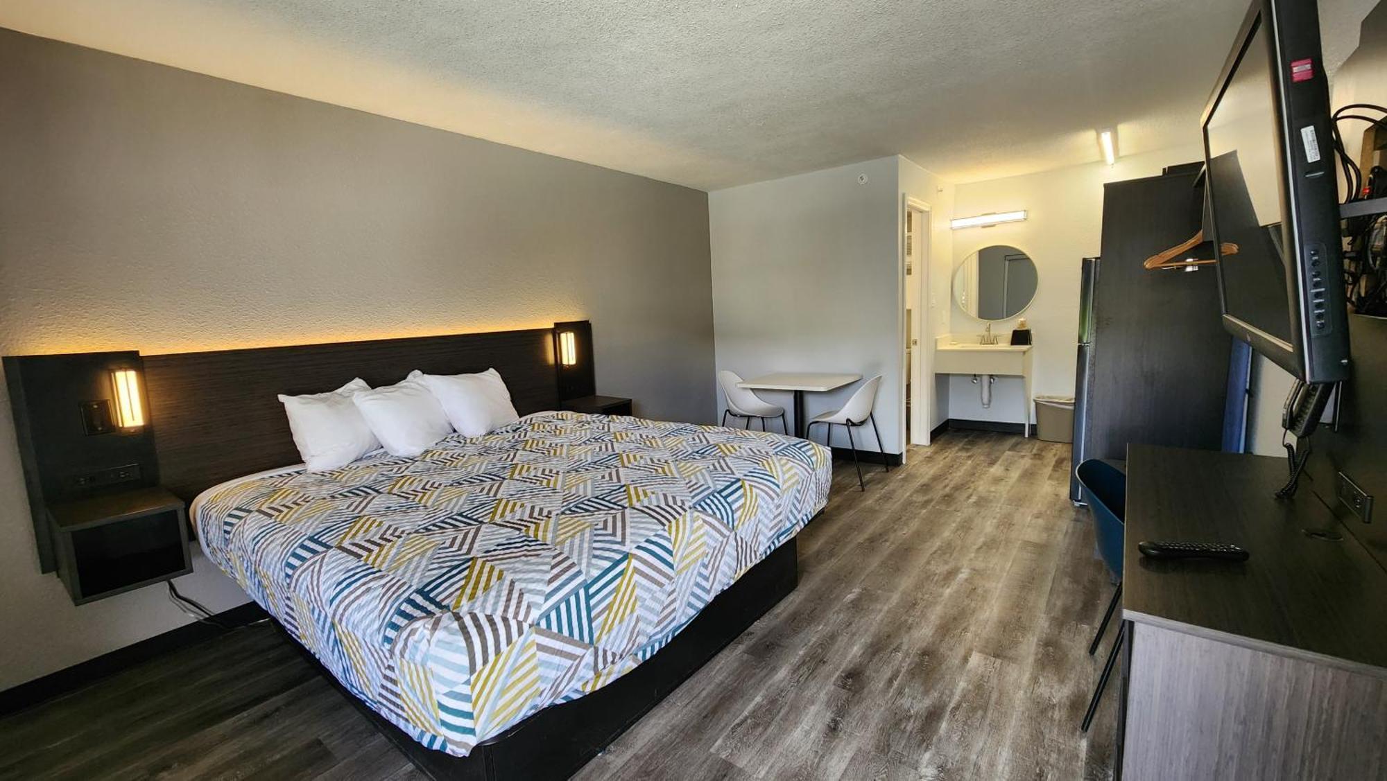 Hotel 6 Alvin, Tx 2*